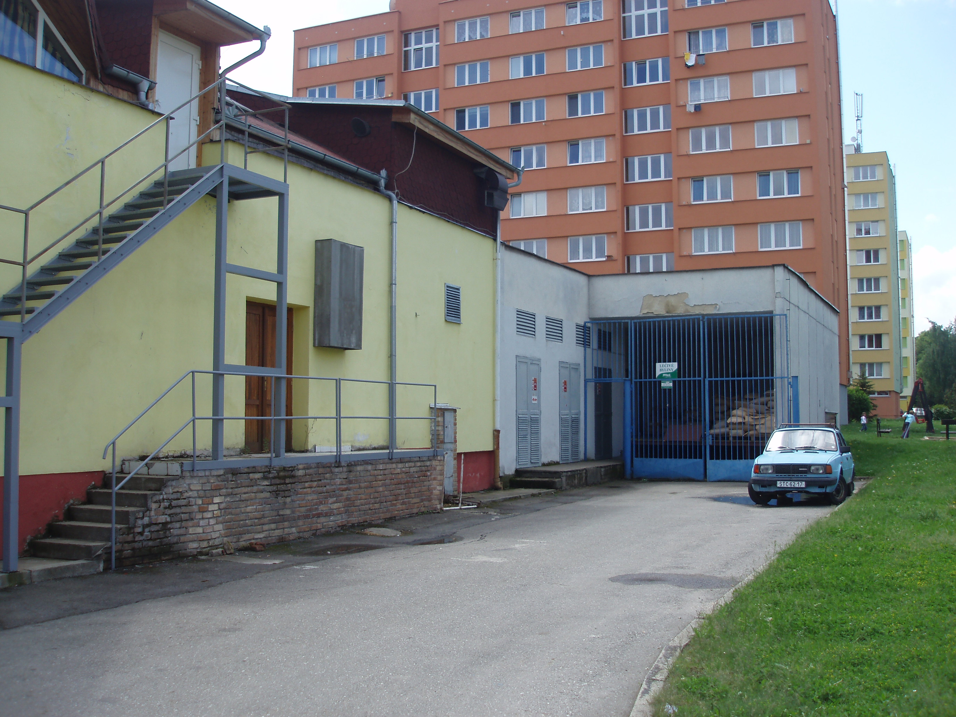mv 002.jpg